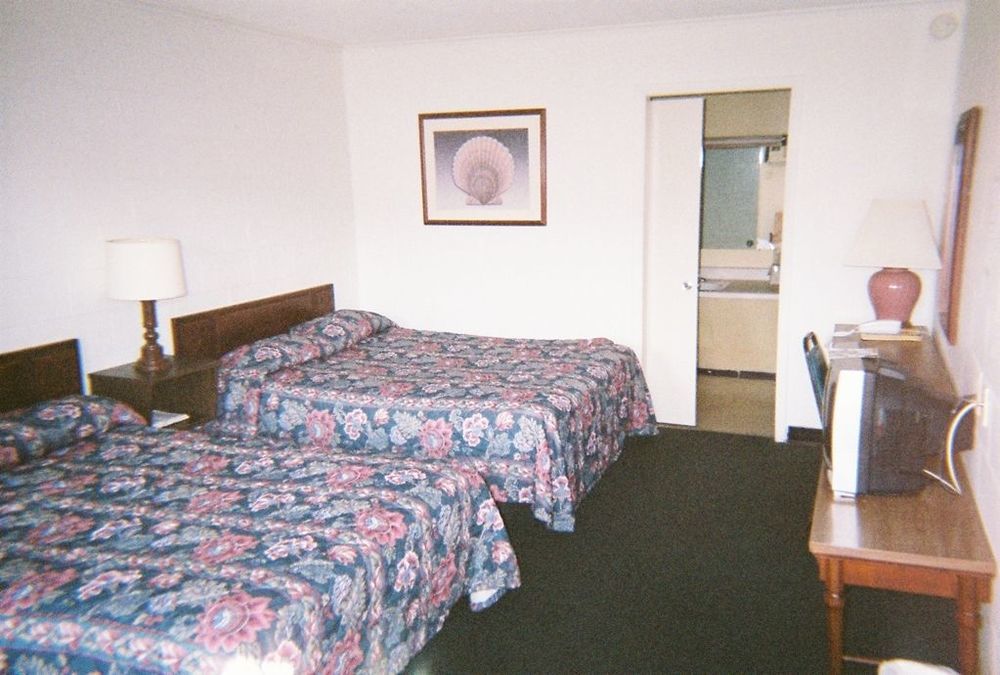 Briarwood Motel Valdosta Room photo